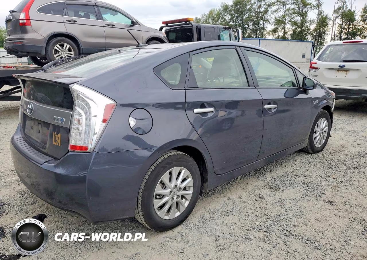 2015 Toyota Prius Plug-In Hybrid Base VIN:JTDKN3DP7F3069309 - 3