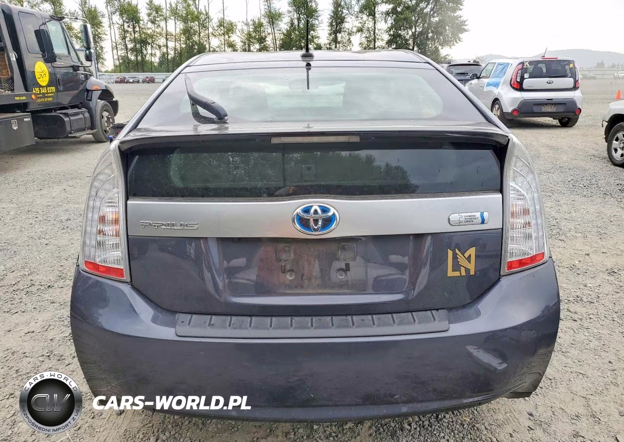 2015 Toyota Prius Plug-In Hybrid Base VIN:JTDKN3DP7F3069309 - 6