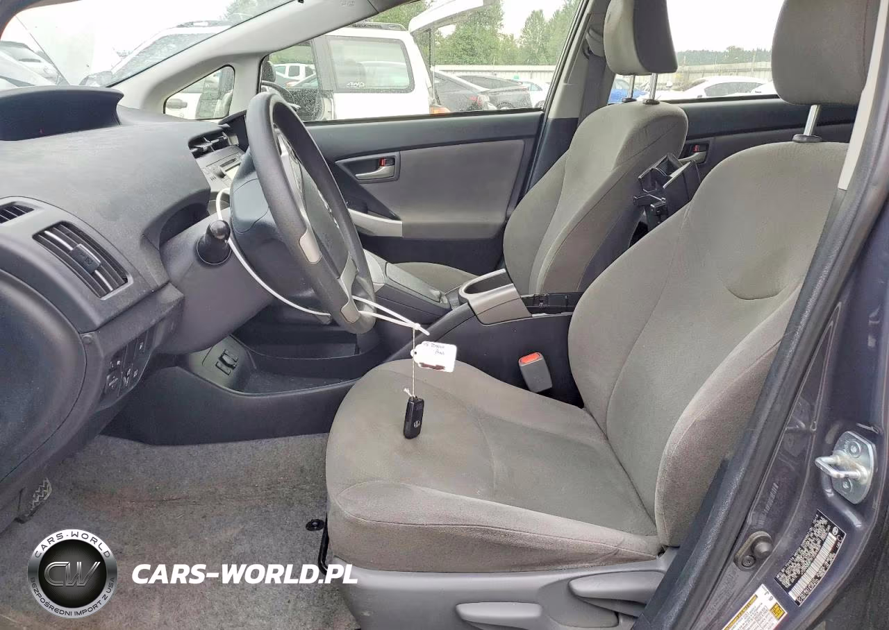 2015 Toyota Prius Plug-In Hybrid Base VIN:JTDKN3DP7F3069309 - 7