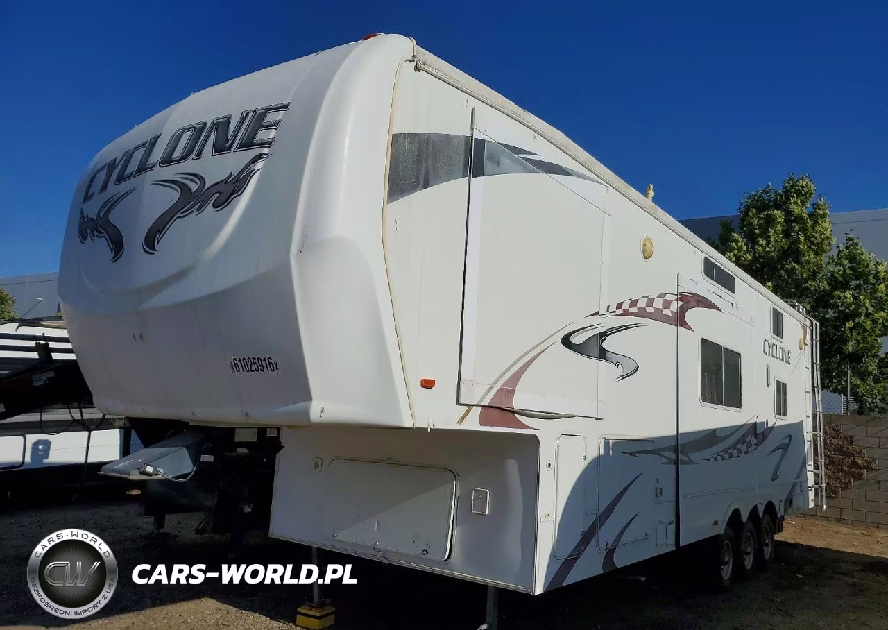 2008 Heartland Cyclone VIN:5SFGF32318E006567 - 2