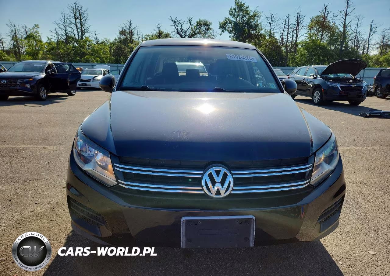 2012 Volkswagen Tiguan S VIN:WVGAV7AX6CW558345 - 5