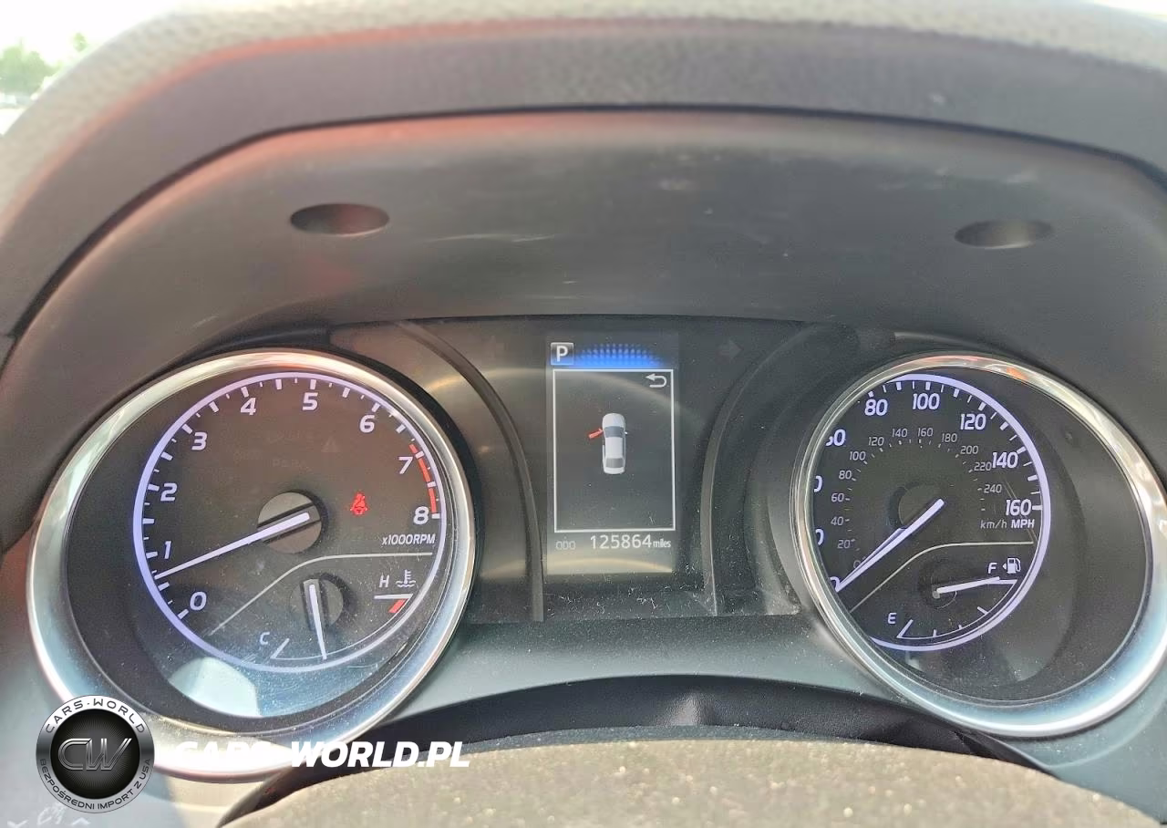 2019 Toyota Camry Le VIN:4T1B11HK1KU195860 - 9