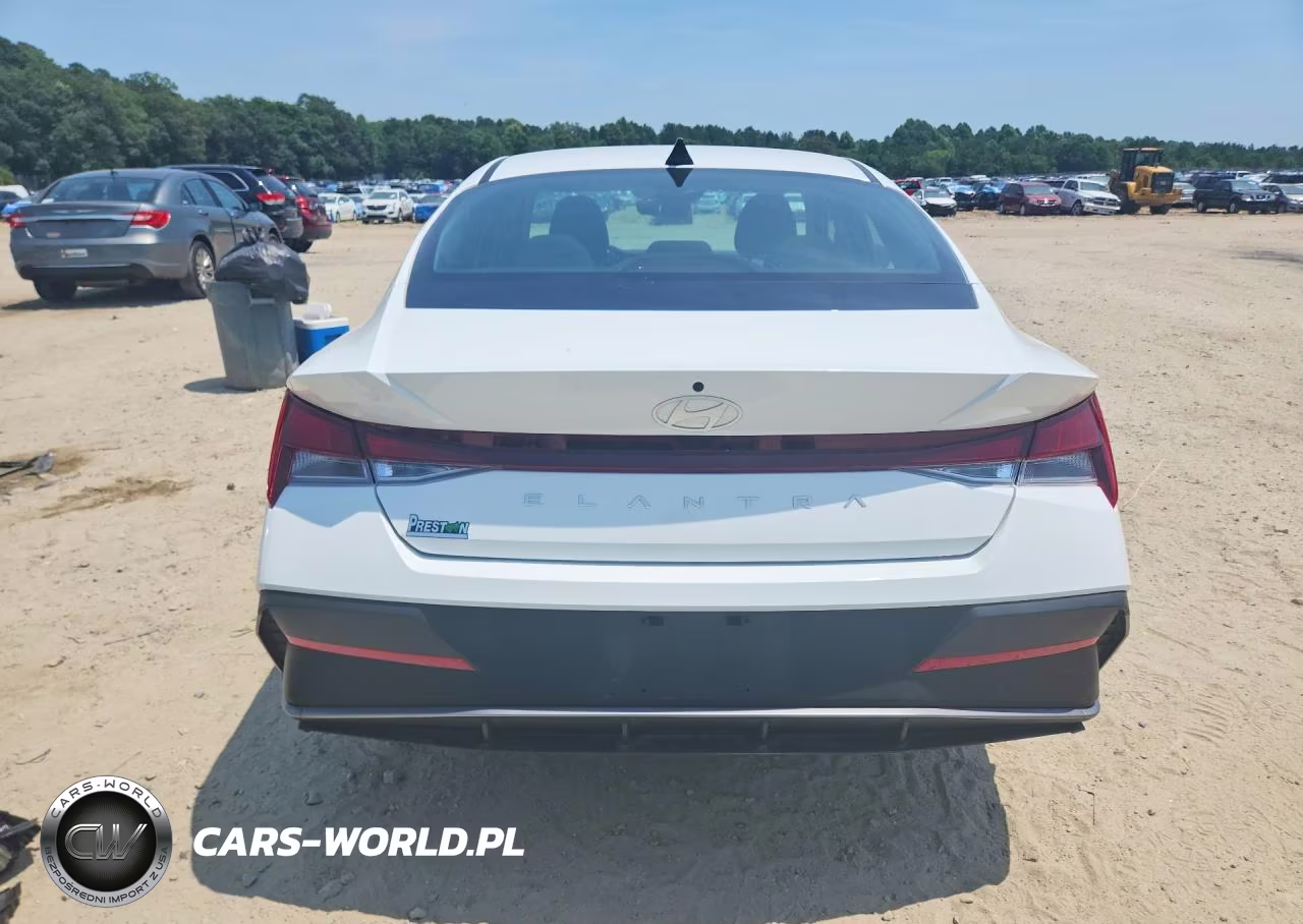 2026 Hyundai Elantra Se VIN:KMHLL4DG8TU181070 - 6