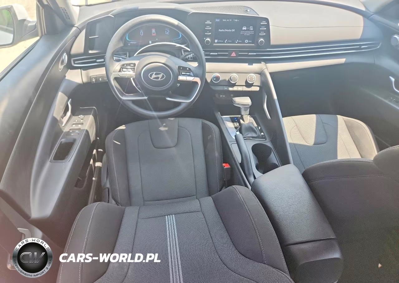 2026 Hyundai Elantra Se VIN:KMHLL4DG8TU181070 - 8