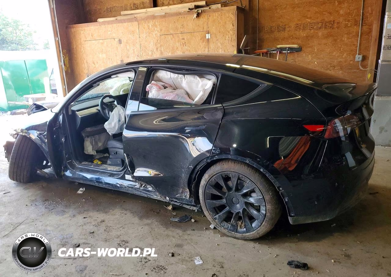 2022 Tesla Model Y VIN:7SAYGAEE4NF361896 - 2
