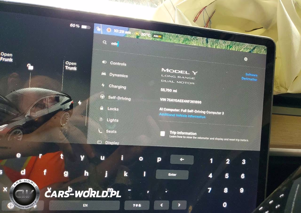 2022 Tesla Model Y VIN:7SAYGAEE4NF361896 - 9
