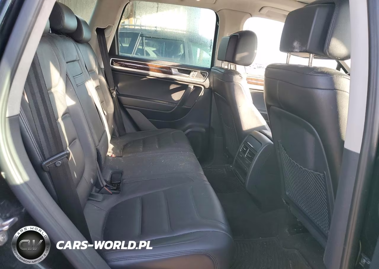 2014 Volkswagen Touareg V6 Tdi VIN:WVGEP9BP9ED008934 - 11