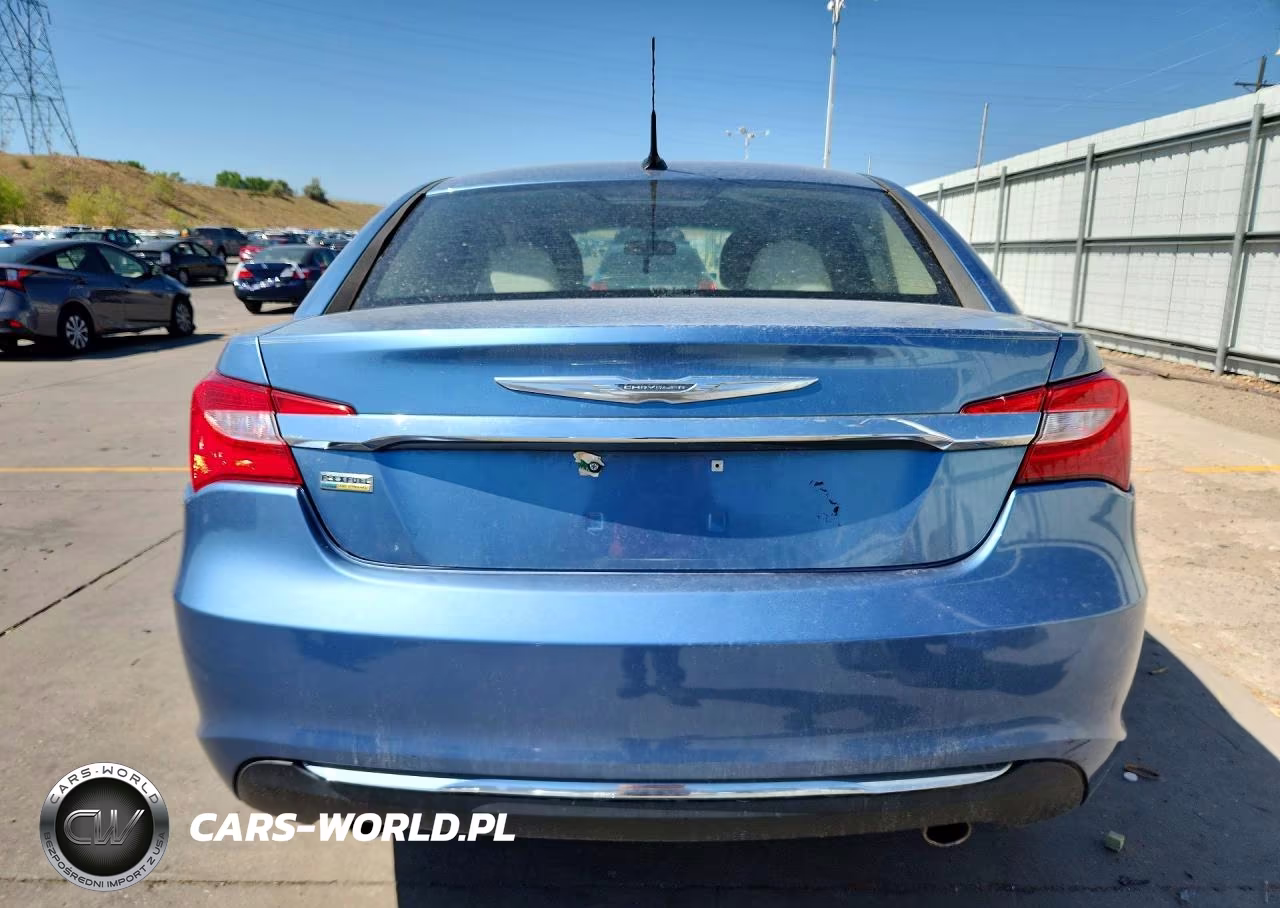 2011 Chrysler 200 Touring VIN:1C3BC1FG7BN538506 - 6