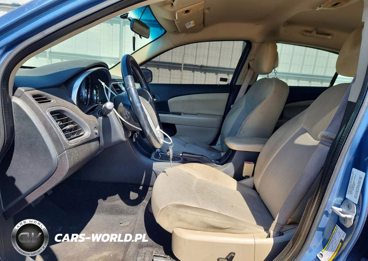 2011 Chrysler 200 Touring VIN:1C3BC1FG7BN538506 - 7