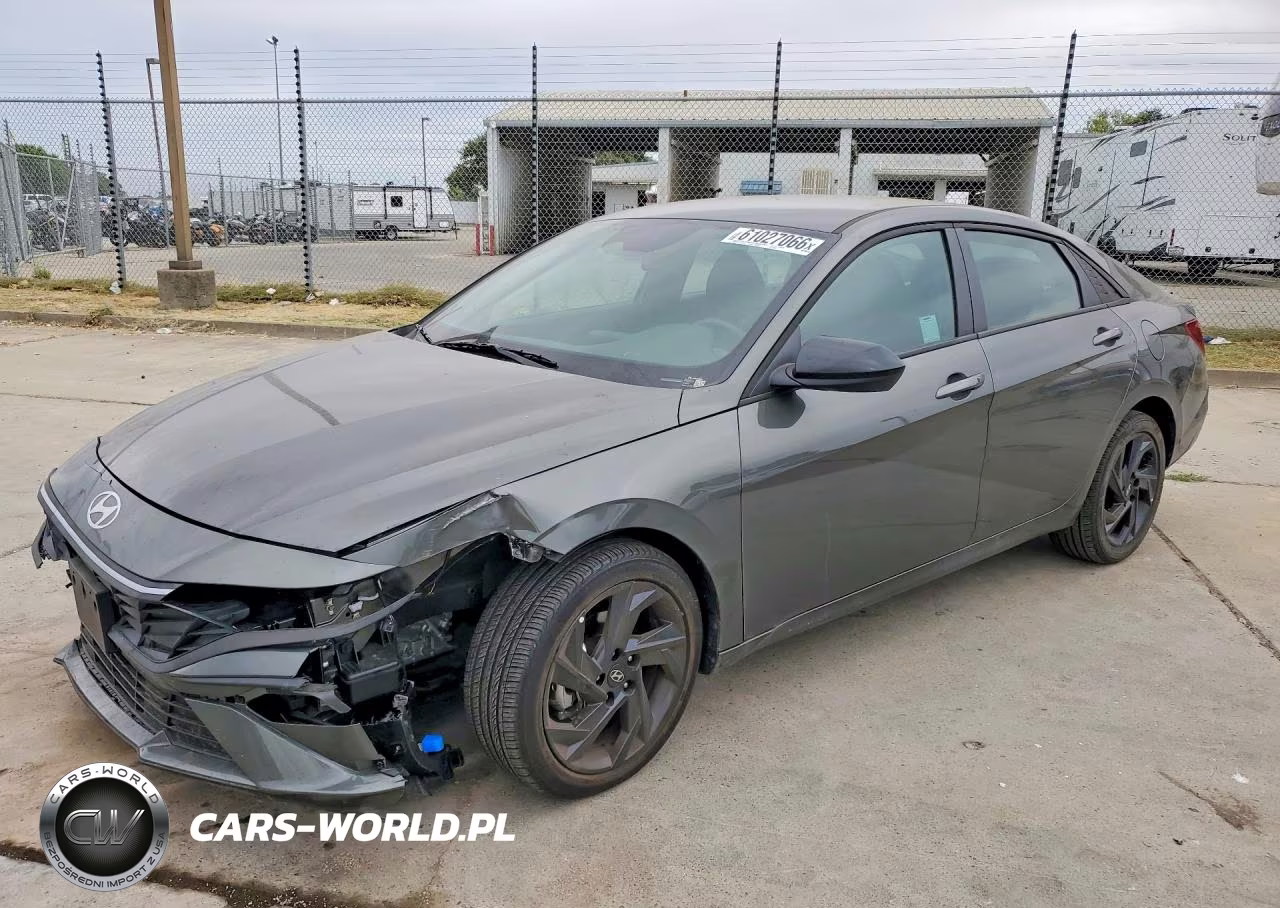 2026 Hyundai Elantra Sel Sport – zdjęcie 1 z 12
