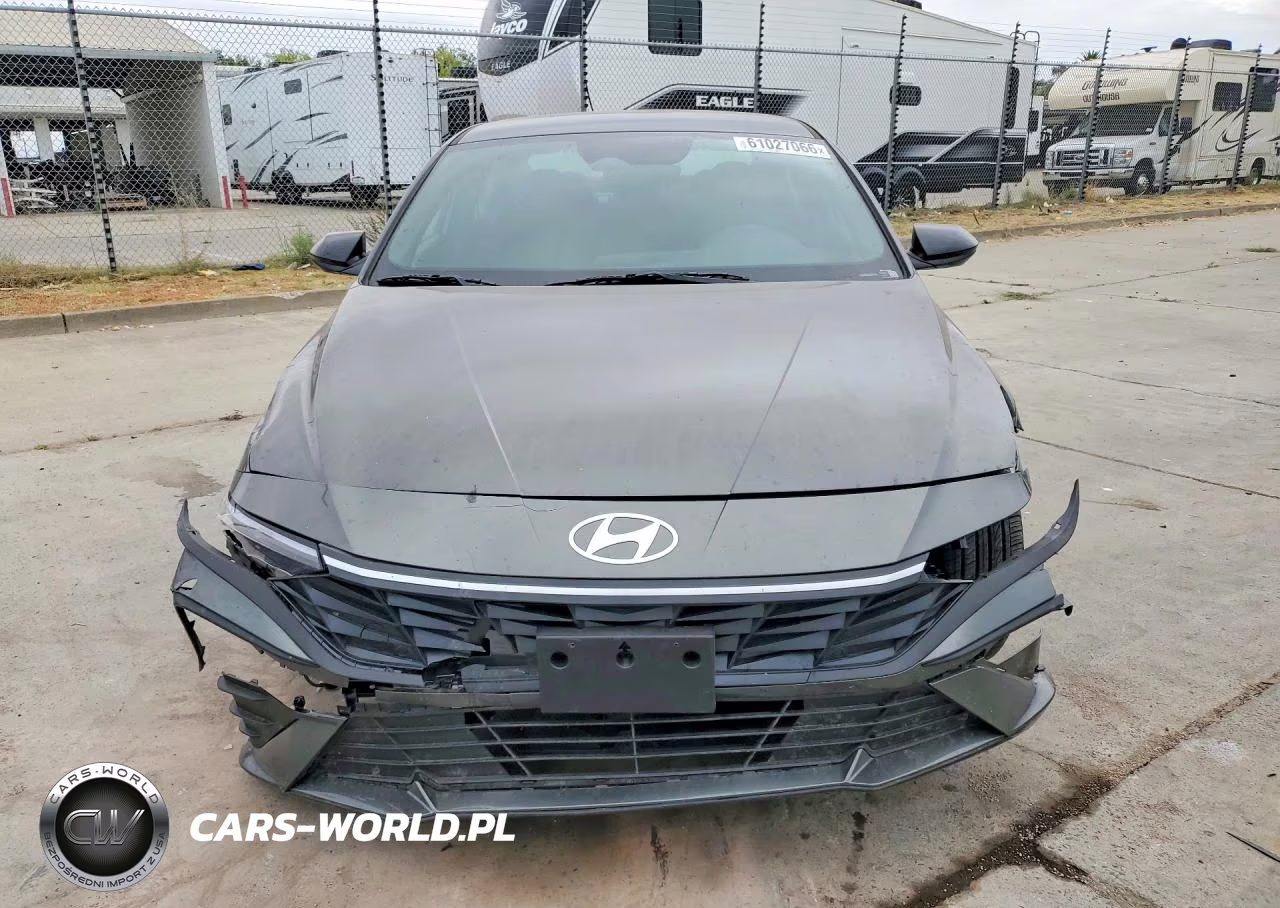 2026 Hyundai Elantra Sel Sport VIN:KMHLM4DG4TU138956 - 5