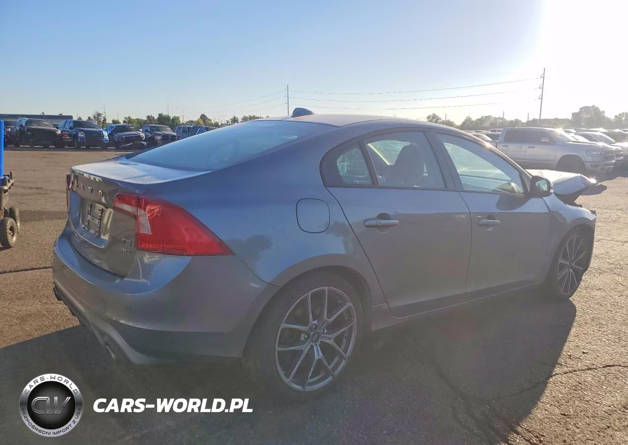 2018 Volvo S60 Dynamic VIN:YV140MTL1J2460637 - 3