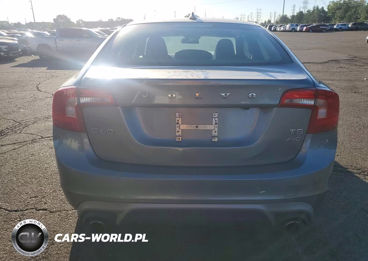 2018 Volvo S60 Dynamic VIN:YV140MTL1J2460637 - 6