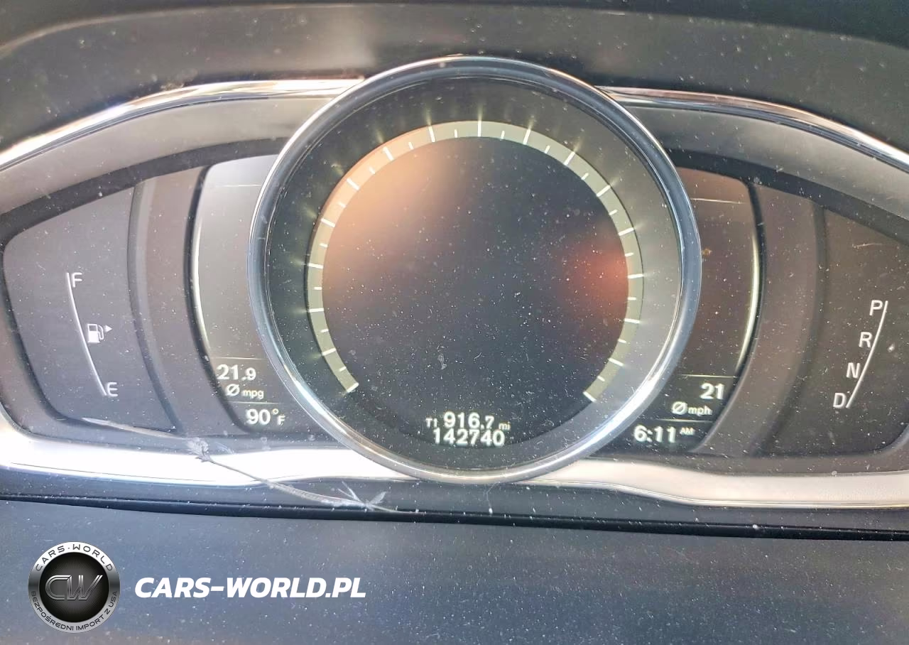 2018 Volvo S60 Dynamic VIN:YV140MTL1J2460637 - 9