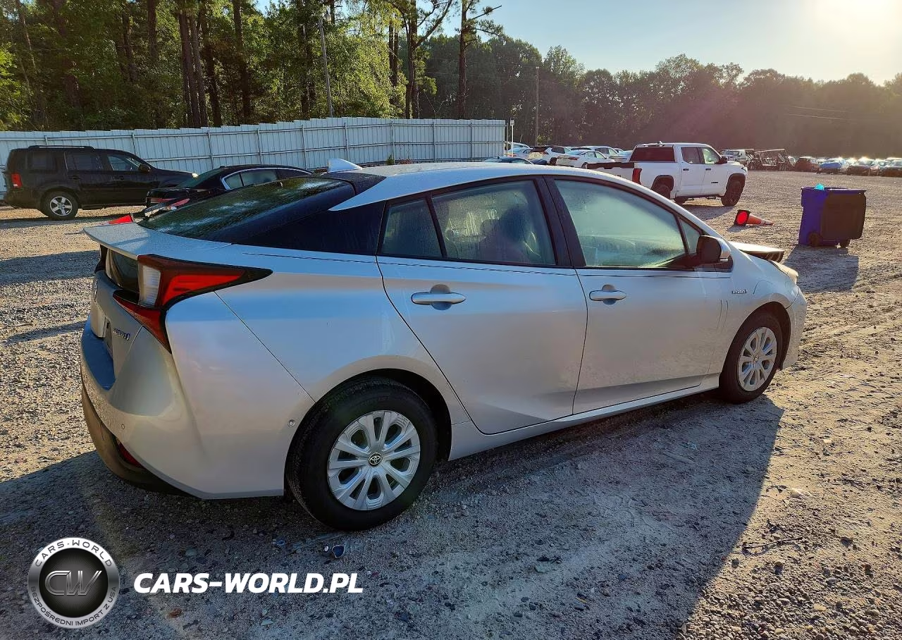 2019 Toyota Prius Le VIN:JTDKARFU0K3084259 - 3