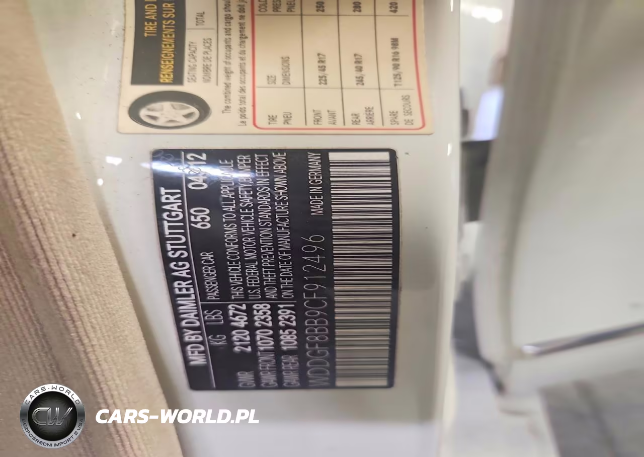 2012 Mercedes-Benz C 300 4Matic VIN:WDDGF8BB9CF912496 - 12