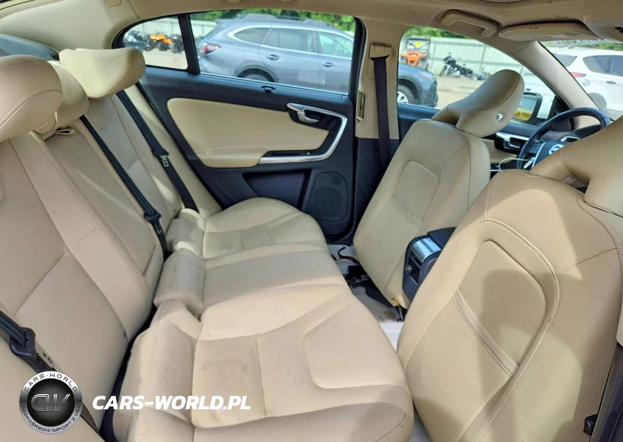 2017 Volvo S60 Premier VIN:LYV402HK9HB132692 - 10