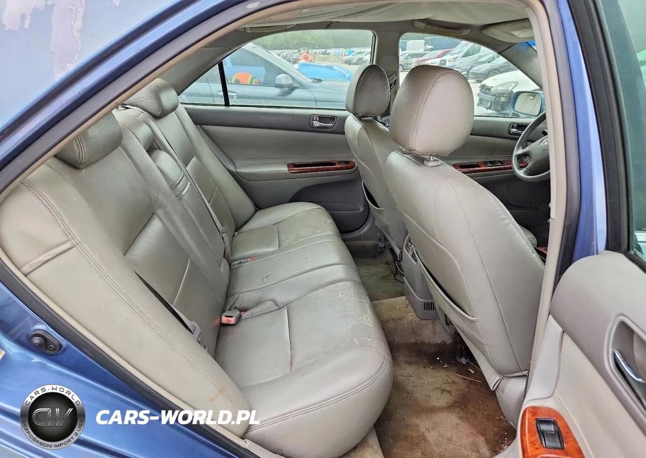 2003 Toyota Camry Xle VIN:4T1BE32K23U733055 - 10