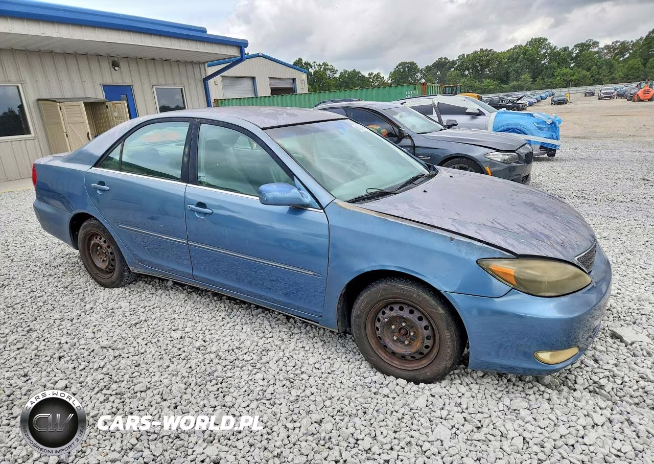 2003 Toyota Camry Xle VIN:4T1BE32K23U733055 - 4