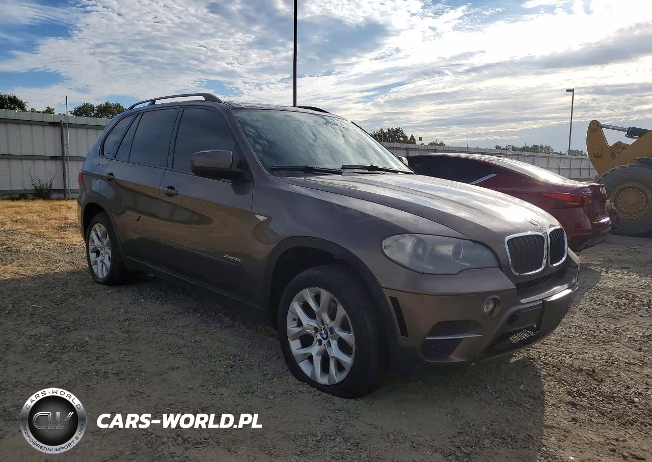 2013 BMW X5 xDrive35I VIN:5UXZV4C55D0B17314 - 4