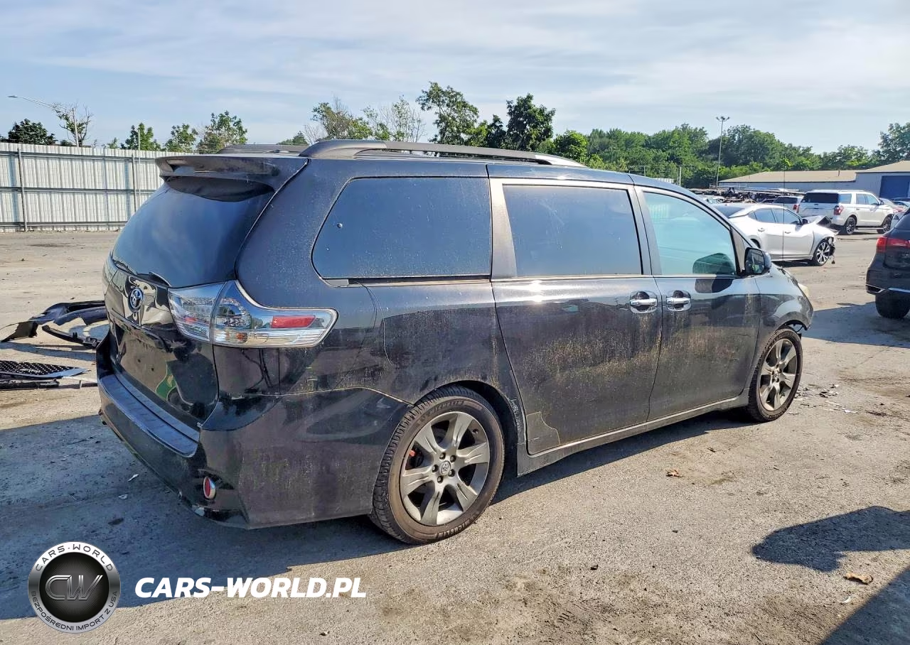 2014 Toyota Sienna Sport VIN:5TDXK3DC8ES458999 - 3