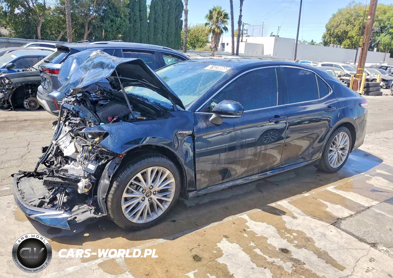 2020 Toyota Camry Xle – zdjęcie 1 z 12