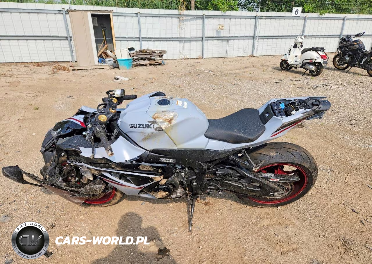 2024 Suzuki Gsx-R1000 VIN:JS1DM11B2R7100255 - 3