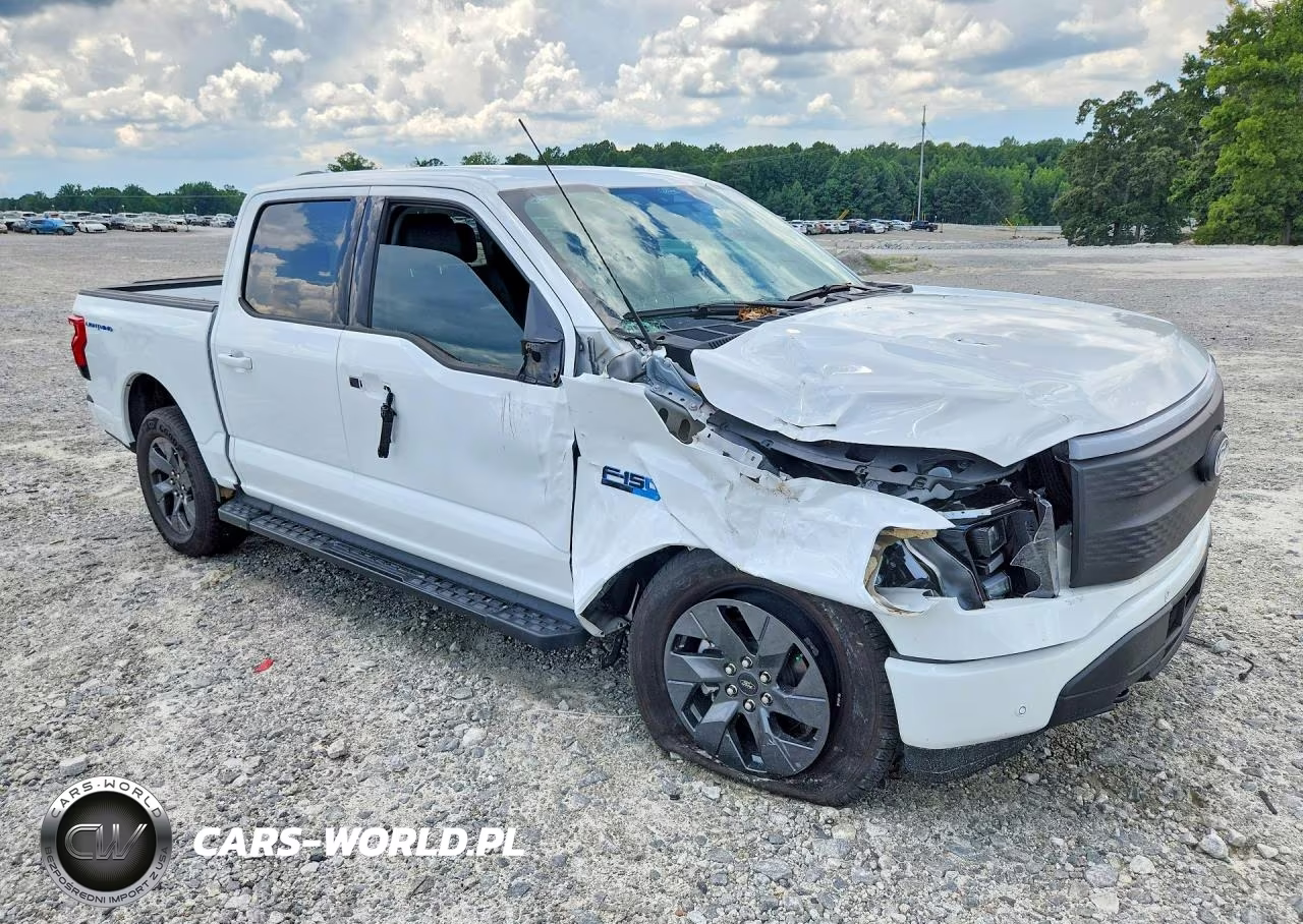 2025 Ford F150 Lightning Xlt VIN:1FT6W3LU6SWG12941 - 4