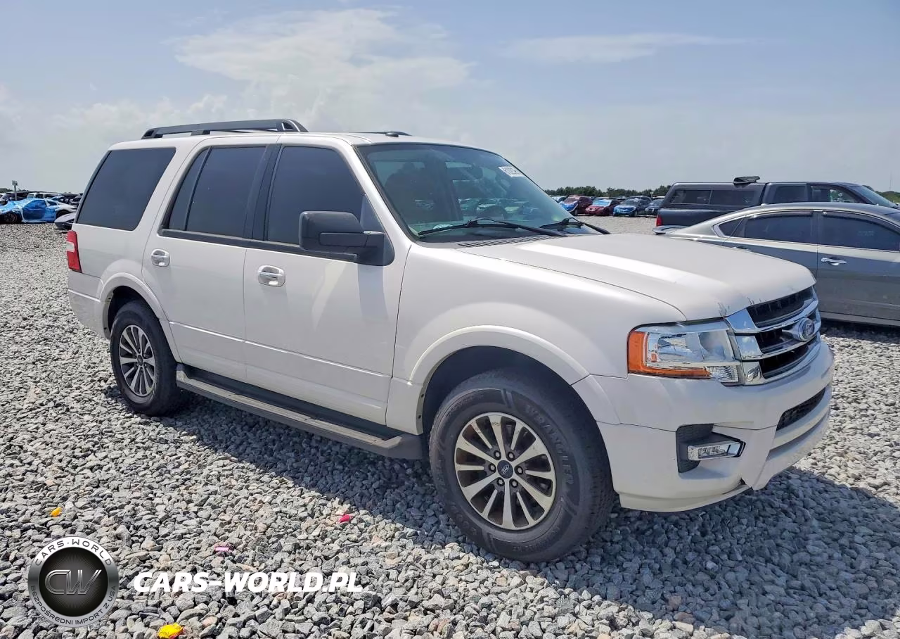 2017 Ford Expedition Xlt VIN:1FMJU1HT8HEA81482 - 4