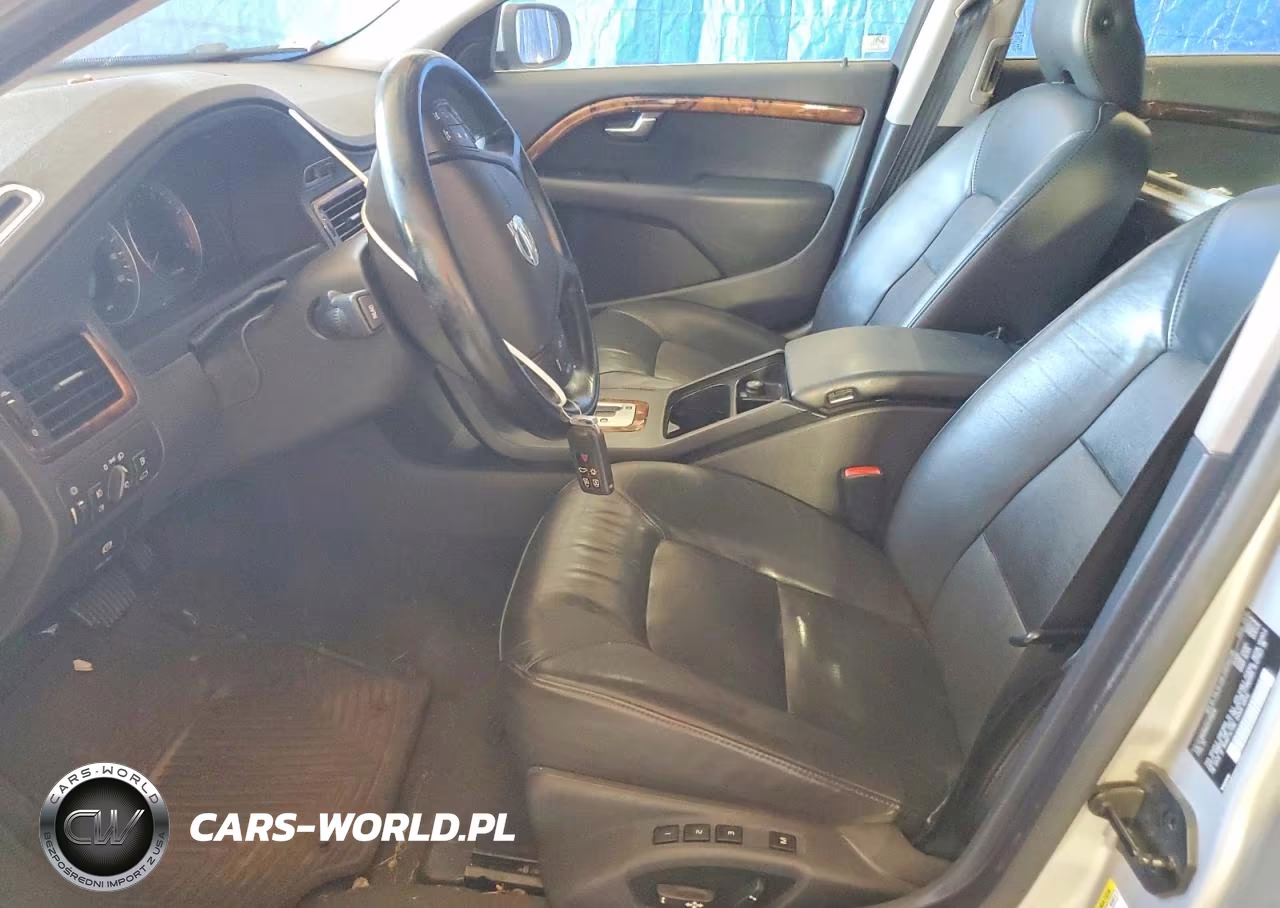 2010 Volvo V70 3.2 VIN:YV1982BW5A1159910 - 7