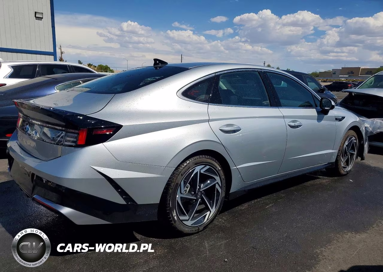 2026 Hyundai Sonata Sel Sport VIN:KMHL64JA5TA563775 - 3