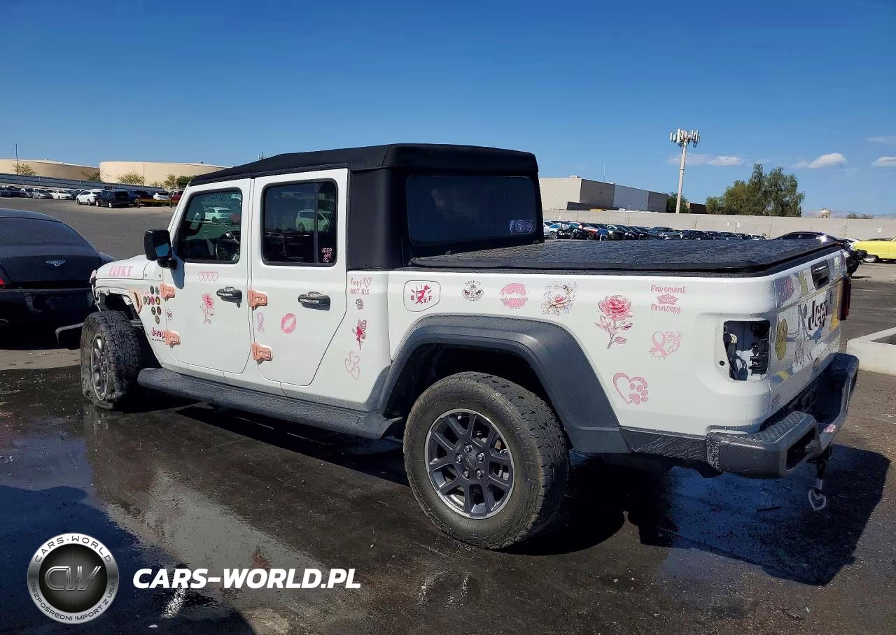 2020 Jeep Gladiator Sport VIN:1C6HJTAG1LL131364 - 2