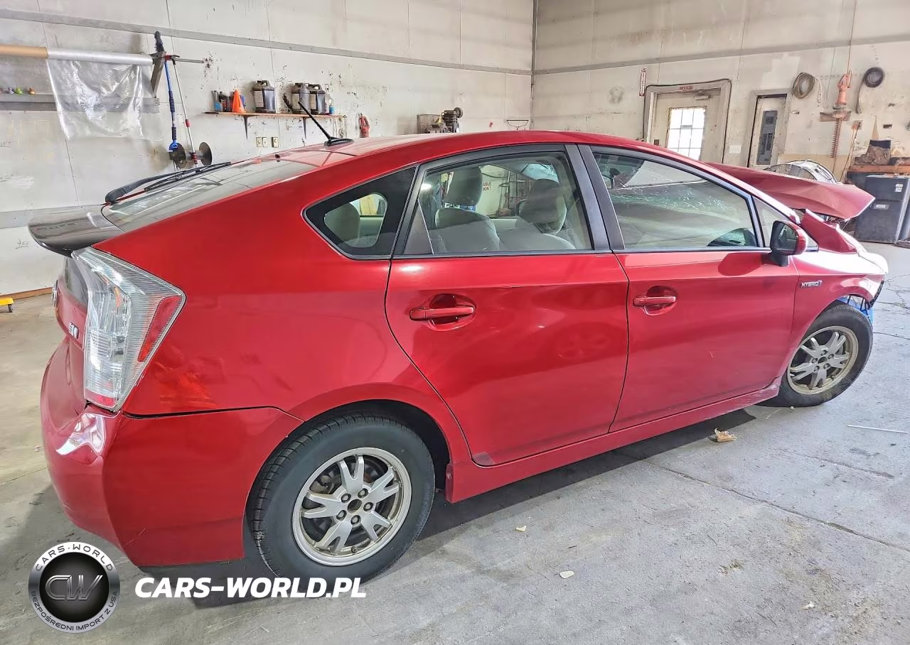 2011 Toyota Prius Three VIN:JTDKN3DUXB1409645 - 3