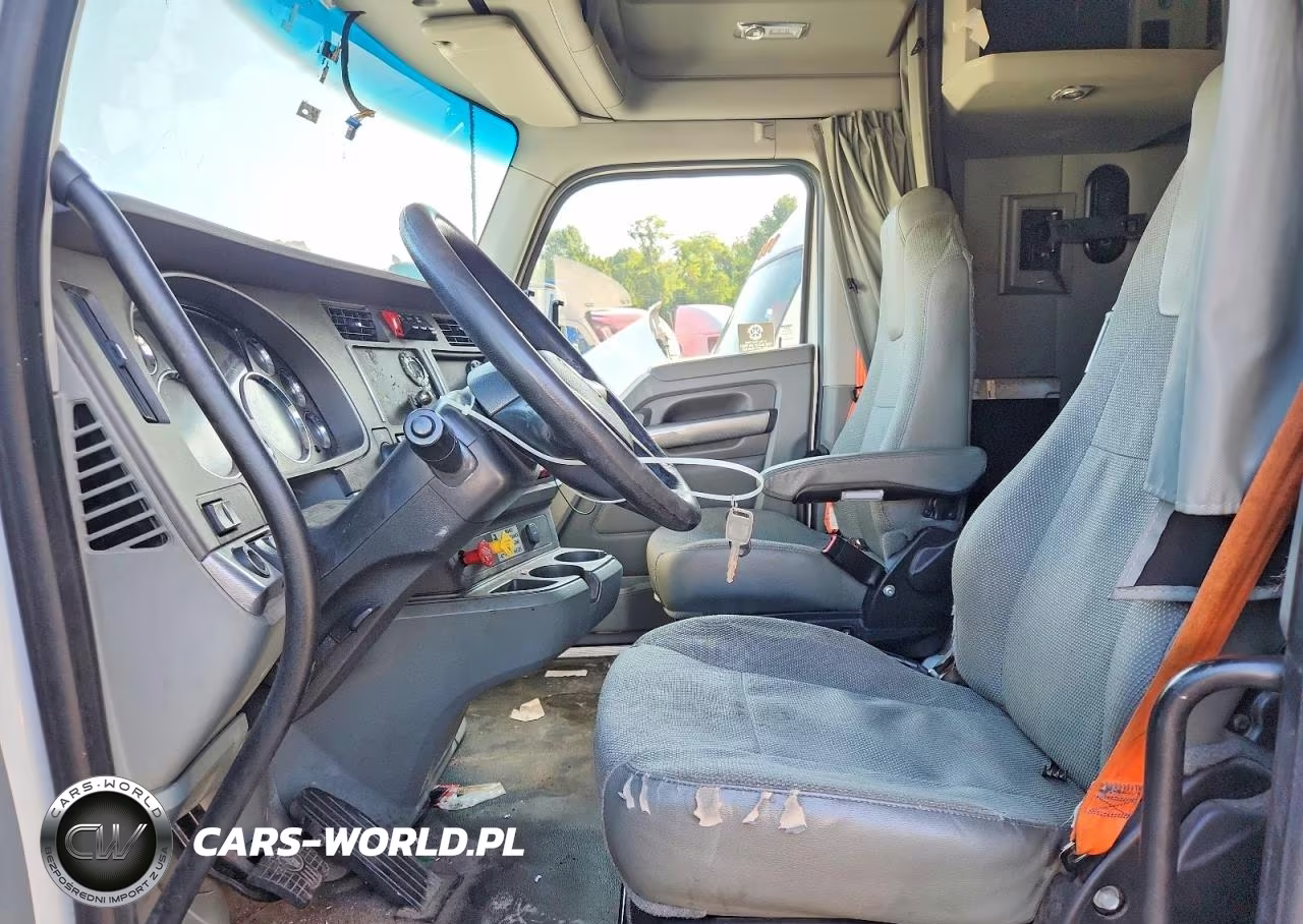 2019 Kenworth T680 Semi Truck VIN:1XKYD49X6KJ249144 - 7