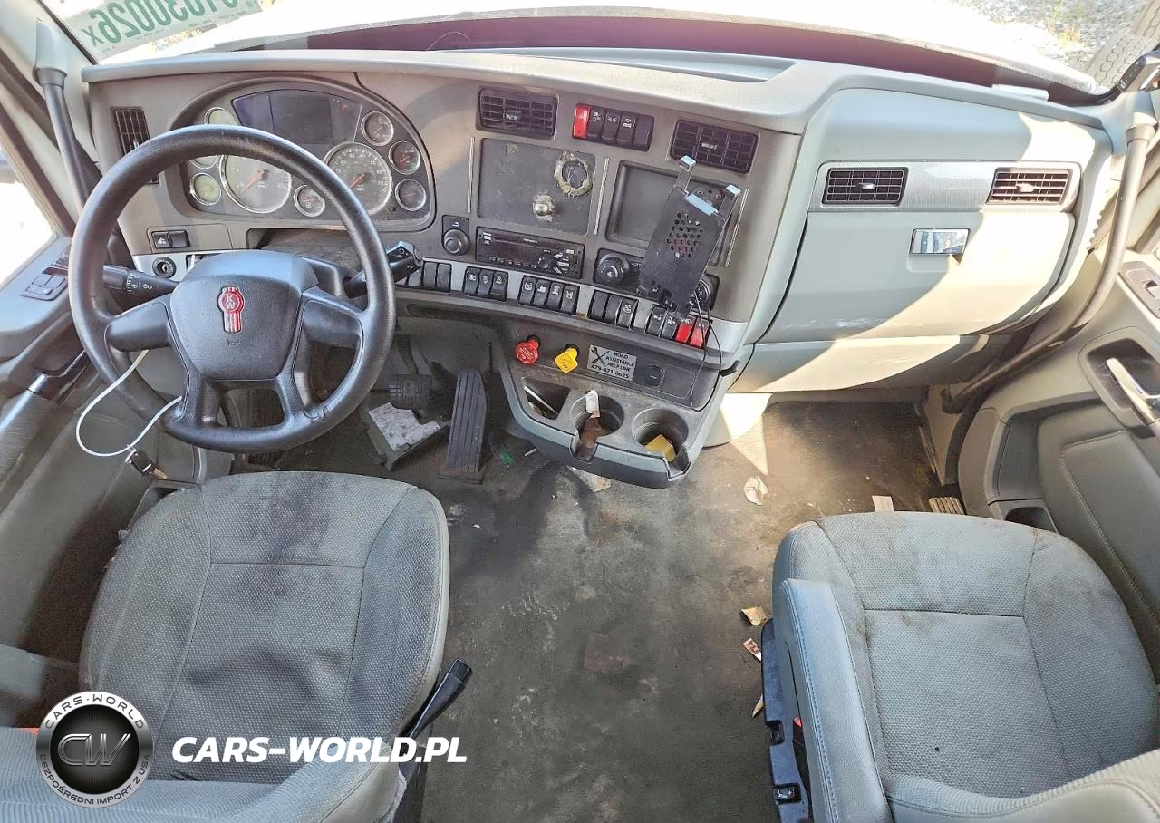 2019 Kenworth T680 Semi Truck VIN:1XKYD49X6KJ249144 - 8
