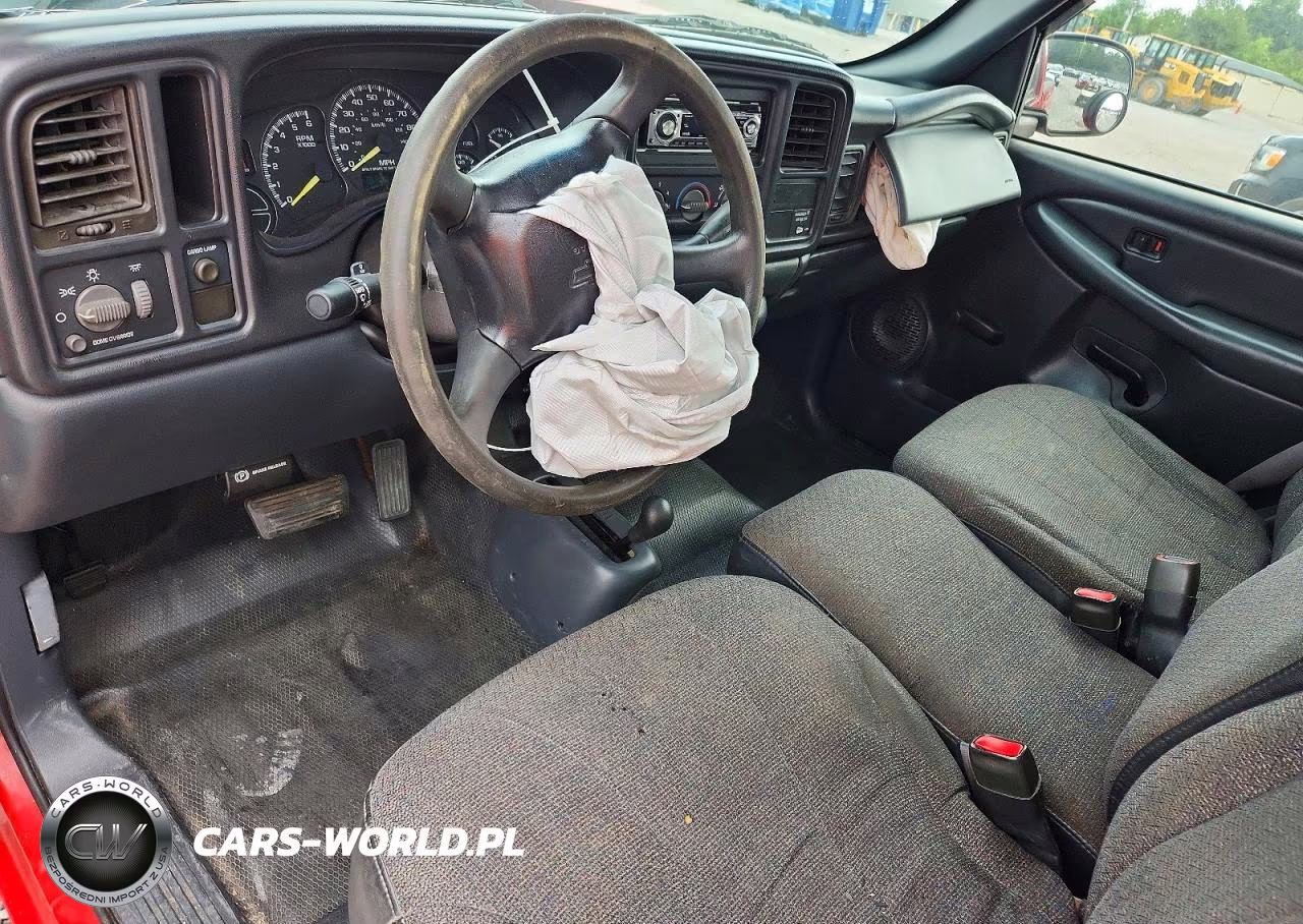2000 Chevrolet Silverado K1500 VIN:1GCEK14V9YZ260349 - 8