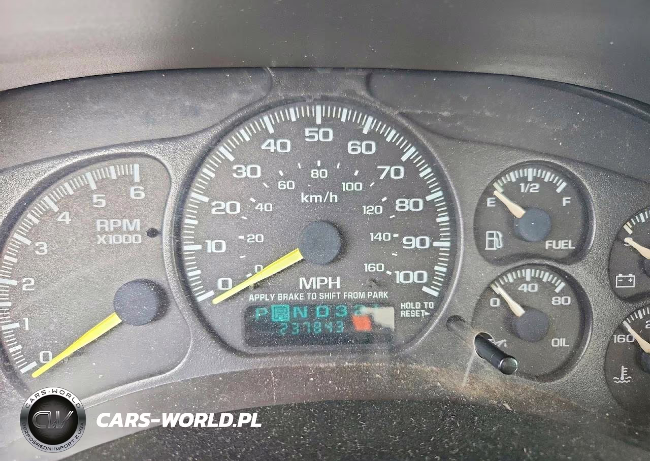 2000 Chevrolet Silverado K1500 VIN:1GCEK14V9YZ260349 - 9