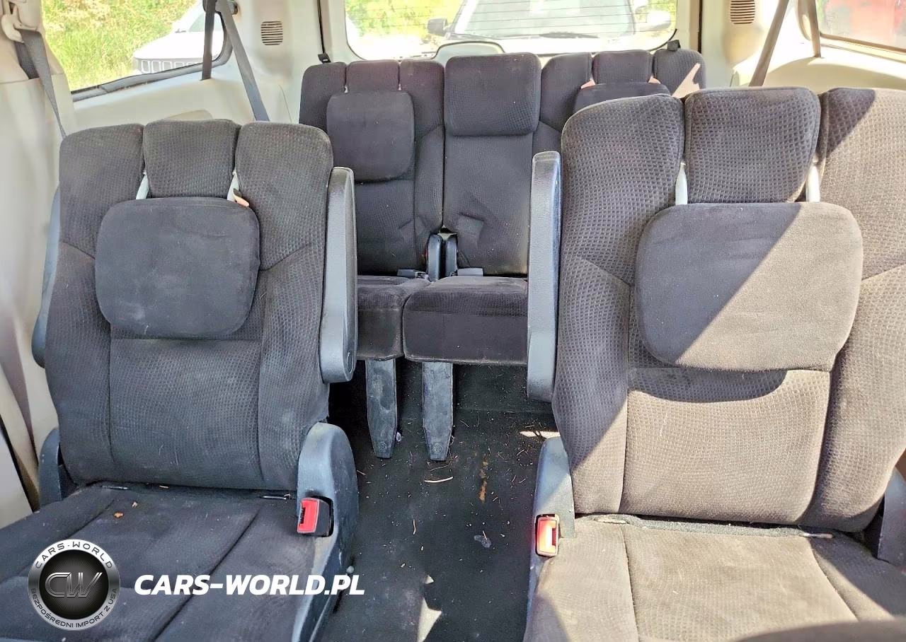 2014 Dodge Grand Caravan Crew VIN:2C4RDGDG6ER186183 - 10