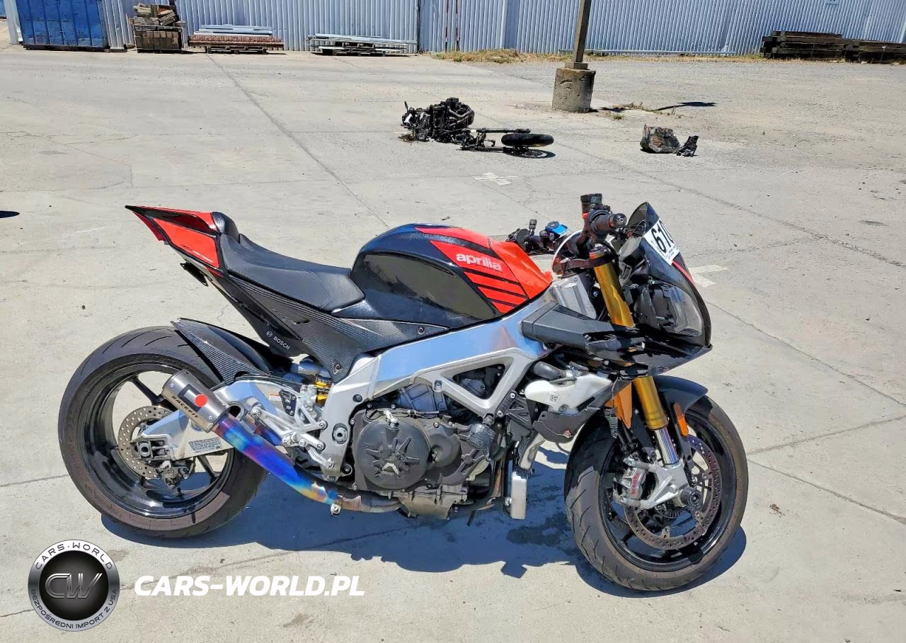 2019 Aprilia Tuono V4 – zdjęcie 1 z 9