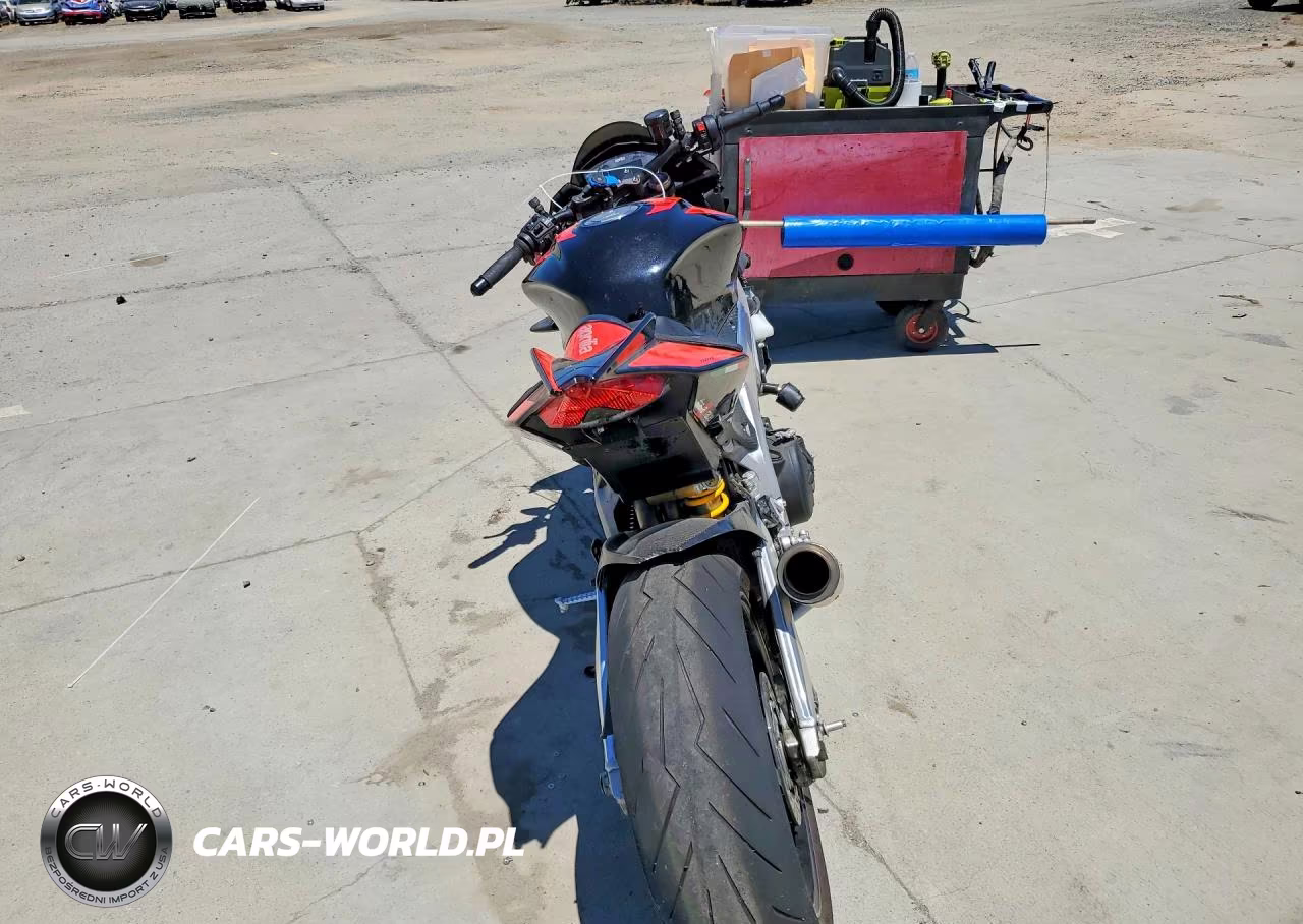 2019 Aprilia Tuono V4 VIN:ZD4KGU008KS001002 - 4