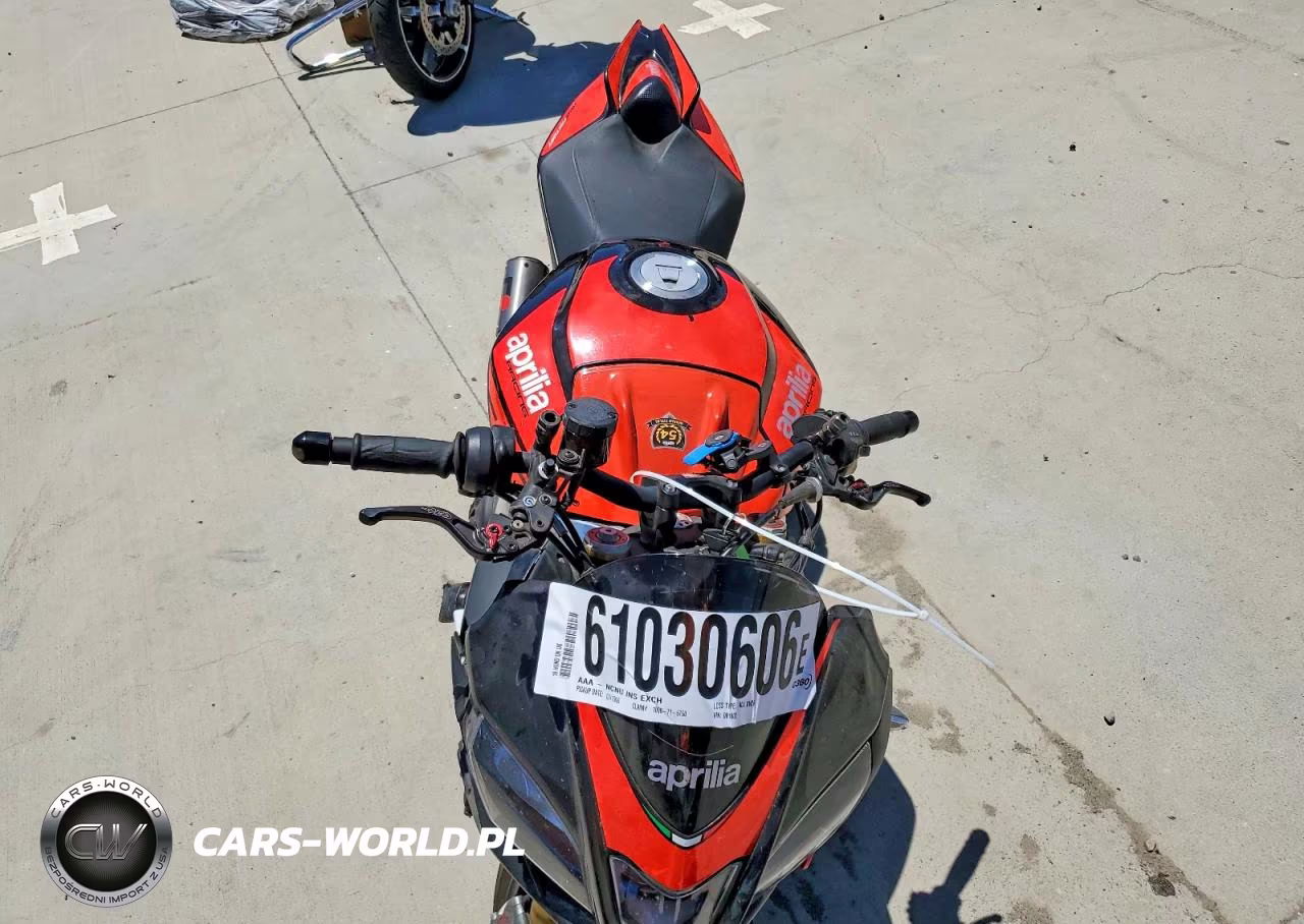 2019 Aprilia Tuono V4 VIN:ZD4KGU008KS001002 - 5
