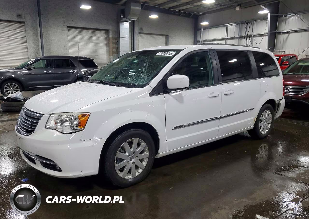 2014 Chrysler Town & Country Touring – zdjęcie 1 z 13