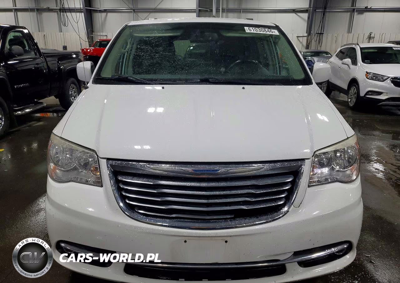 2014 Chrysler Town & Country Touring VIN:2C4RC1BG5ER306896 - 5