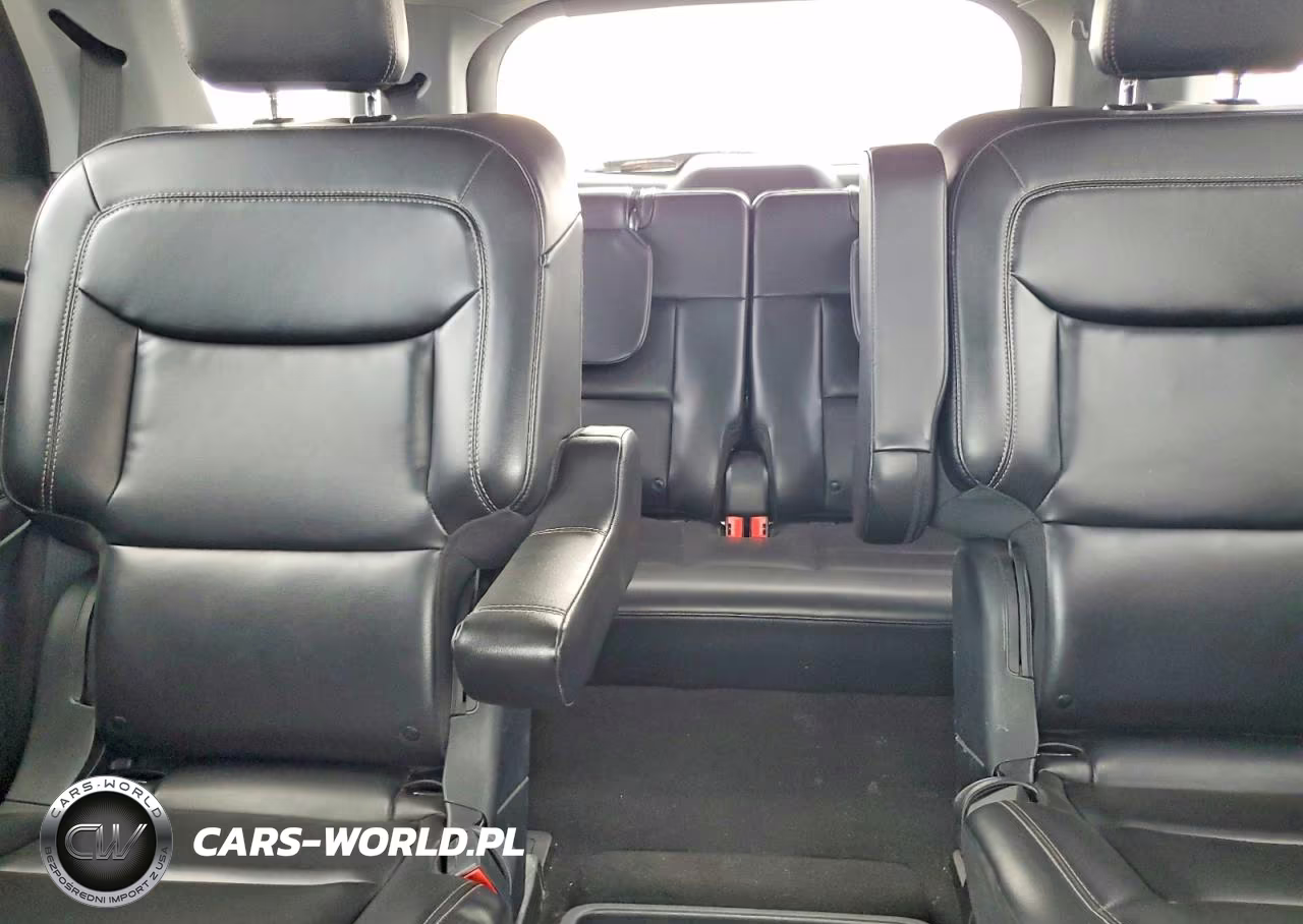 2021 Ford Explorer Xlt VIN:1FMSK8DH7MGC05812 - 10