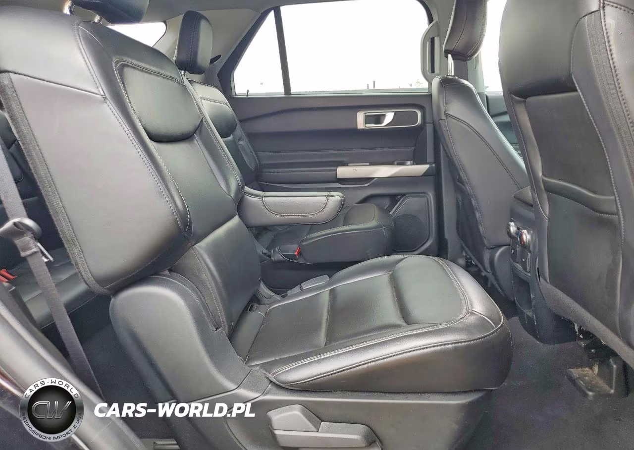 2021 Ford Explorer Xlt VIN:1FMSK8DH7MGC05812 - 11