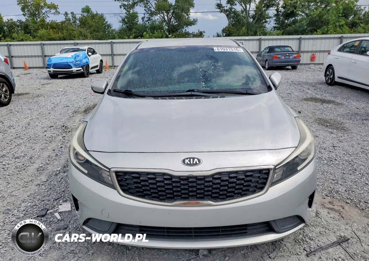 2017 Kia Forte Lx VIN:3KPFK4A78HE025173 - 5