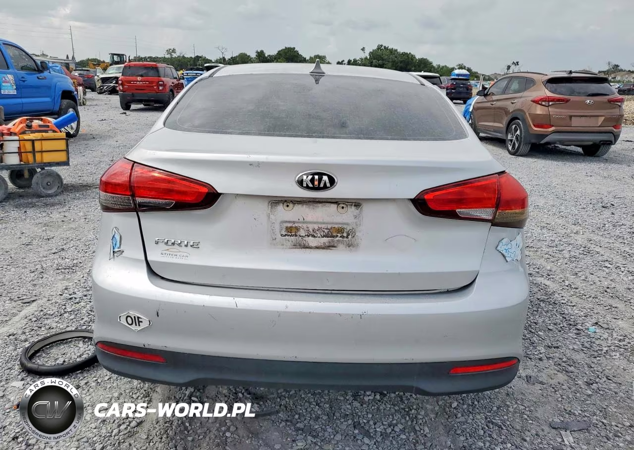 2017 Kia Forte Lx VIN:3KPFK4A78HE025173 - 6