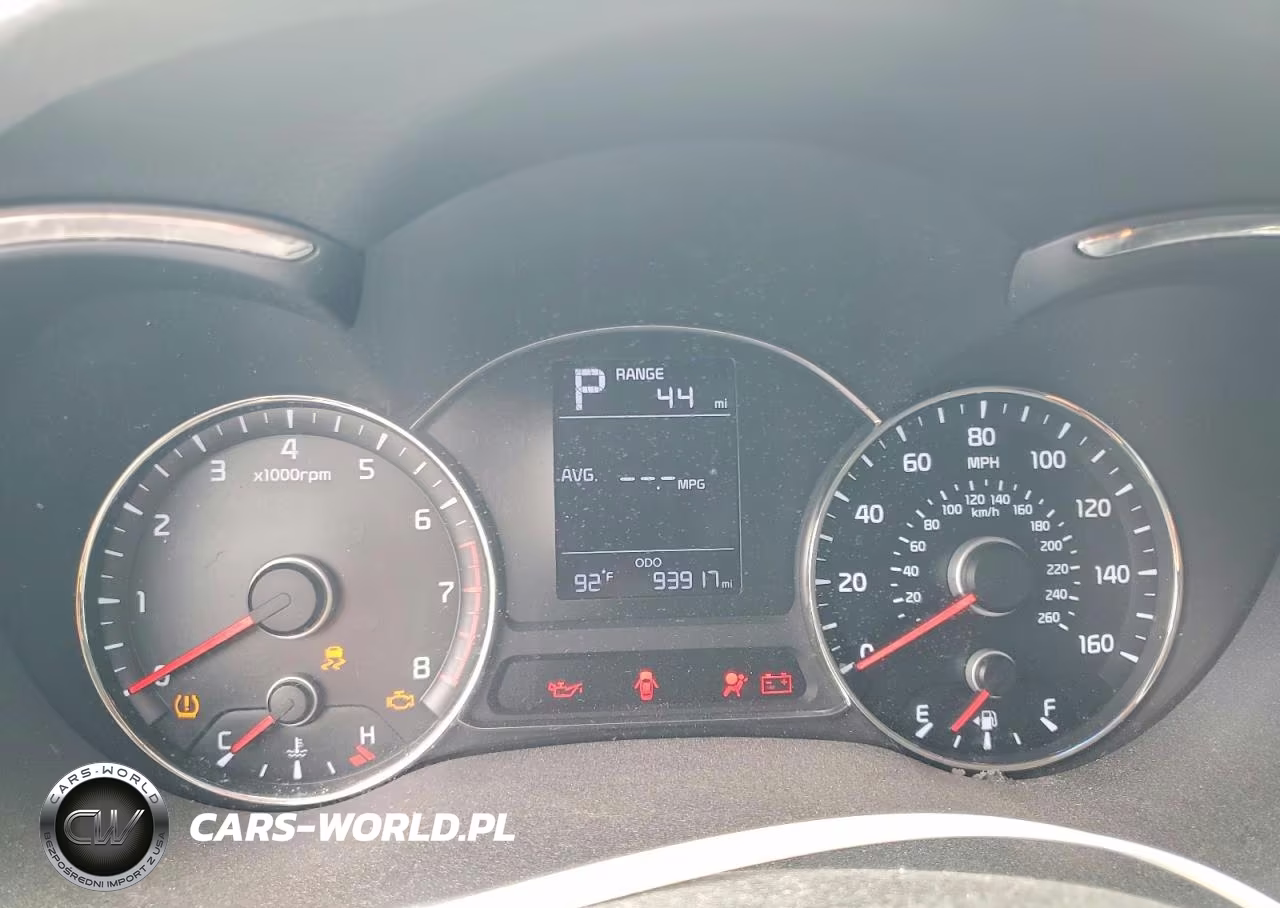 2017 Kia Forte Lx VIN:3KPFK4A78HE025173 - 9