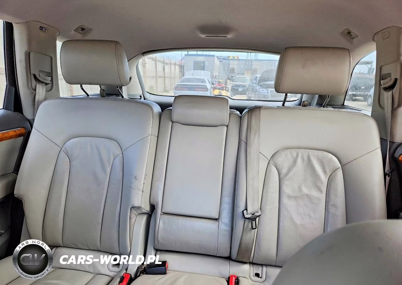 2010 Audi Q7 Premium VIN:WA1CYAFE7AD001522 - 10