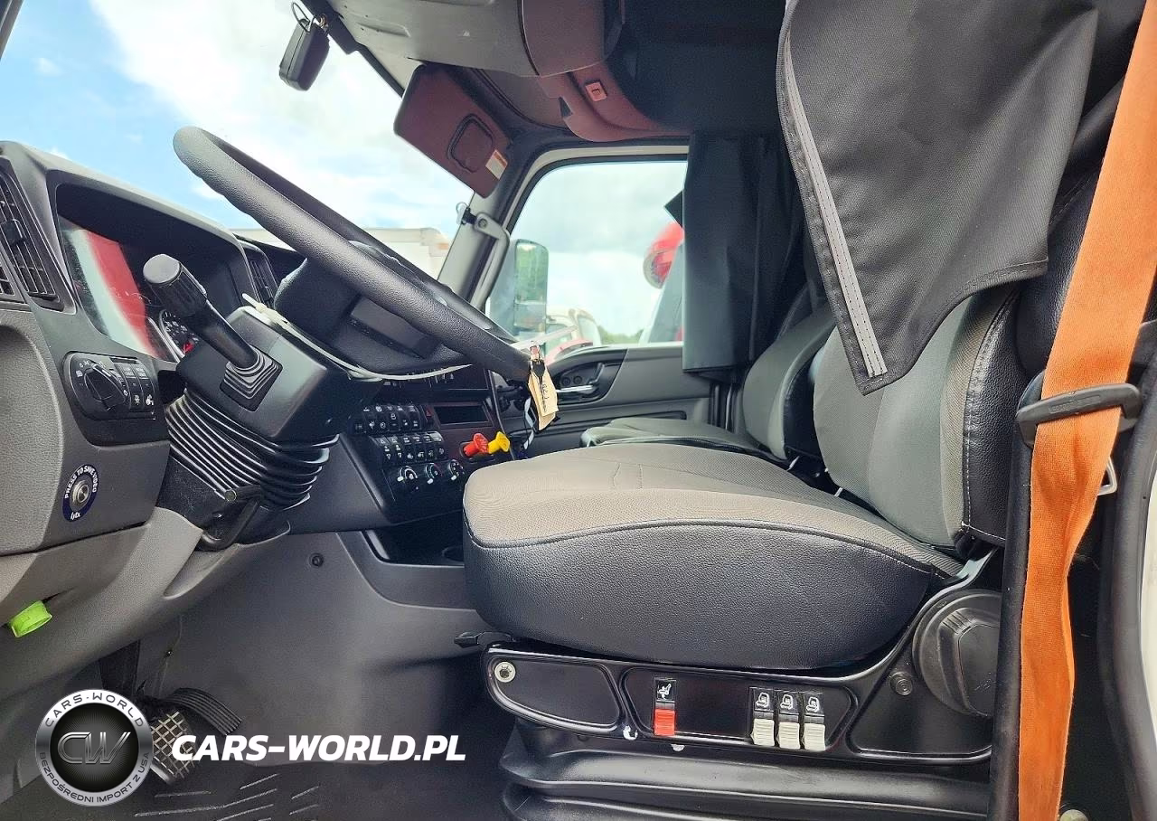 2020 International Lt625 Semi Truck VIN:3HSDZAPR9LN066972 - 7